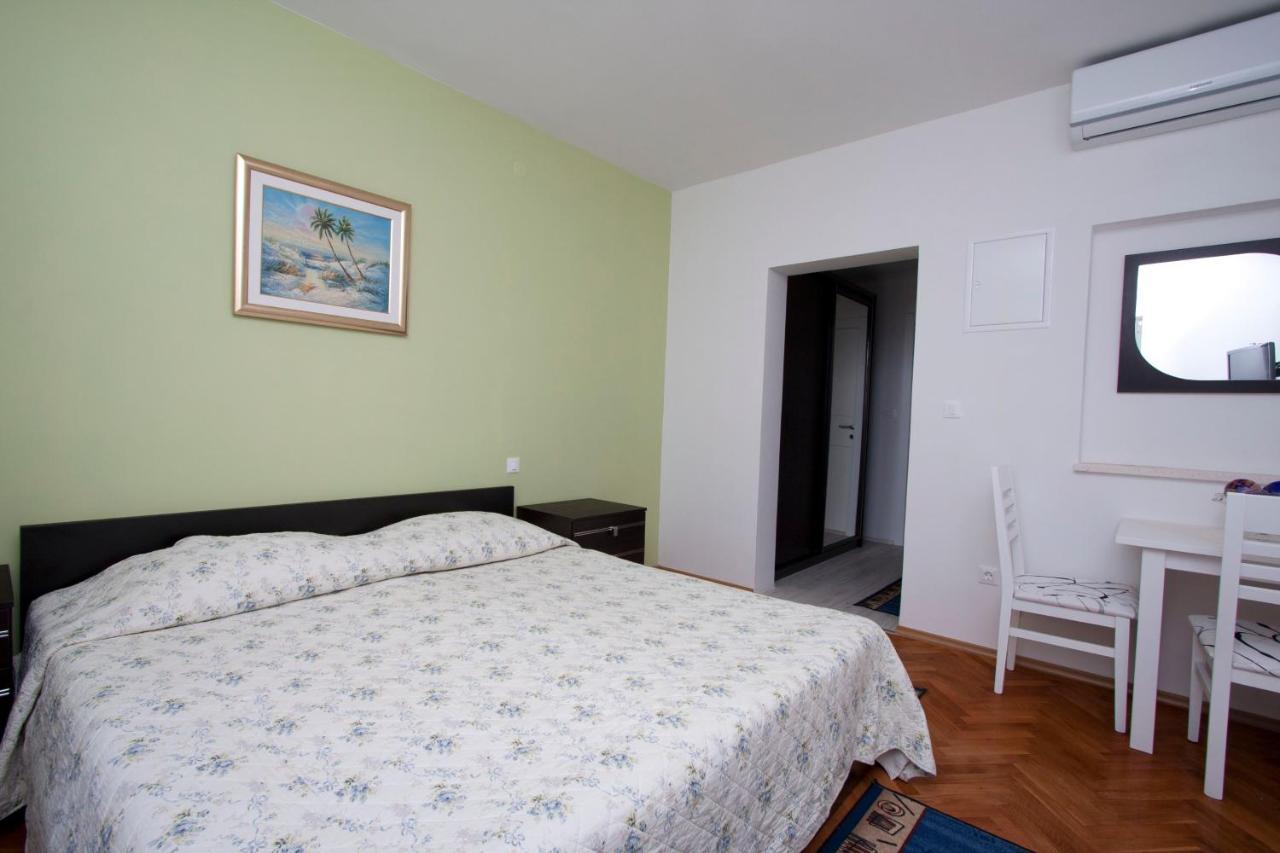 Guest House Burin 米利尼 外观 照片