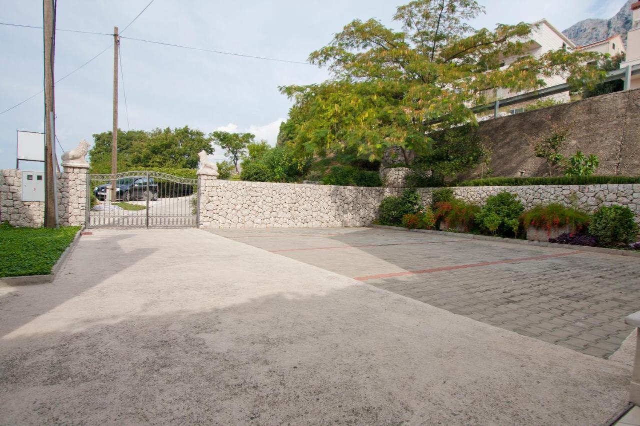Guest House Burin 米利尼 外观 照片